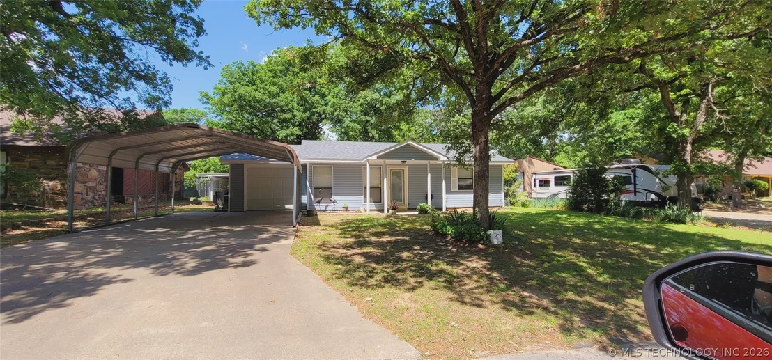 Photo of 417377 Bridgeport Road