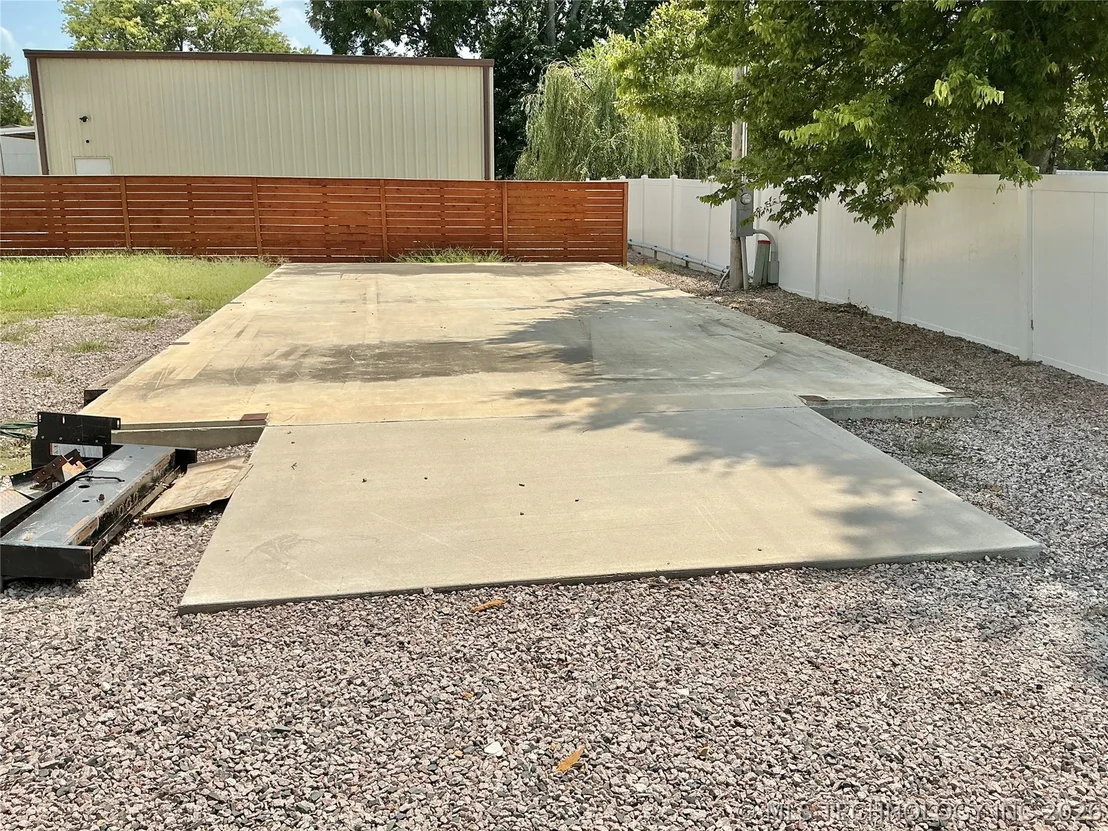 Photo of 8959 Birch Street