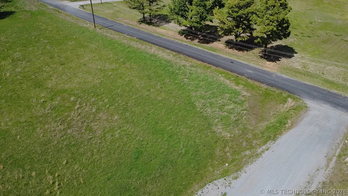 Photo of 433 S Thunder Road