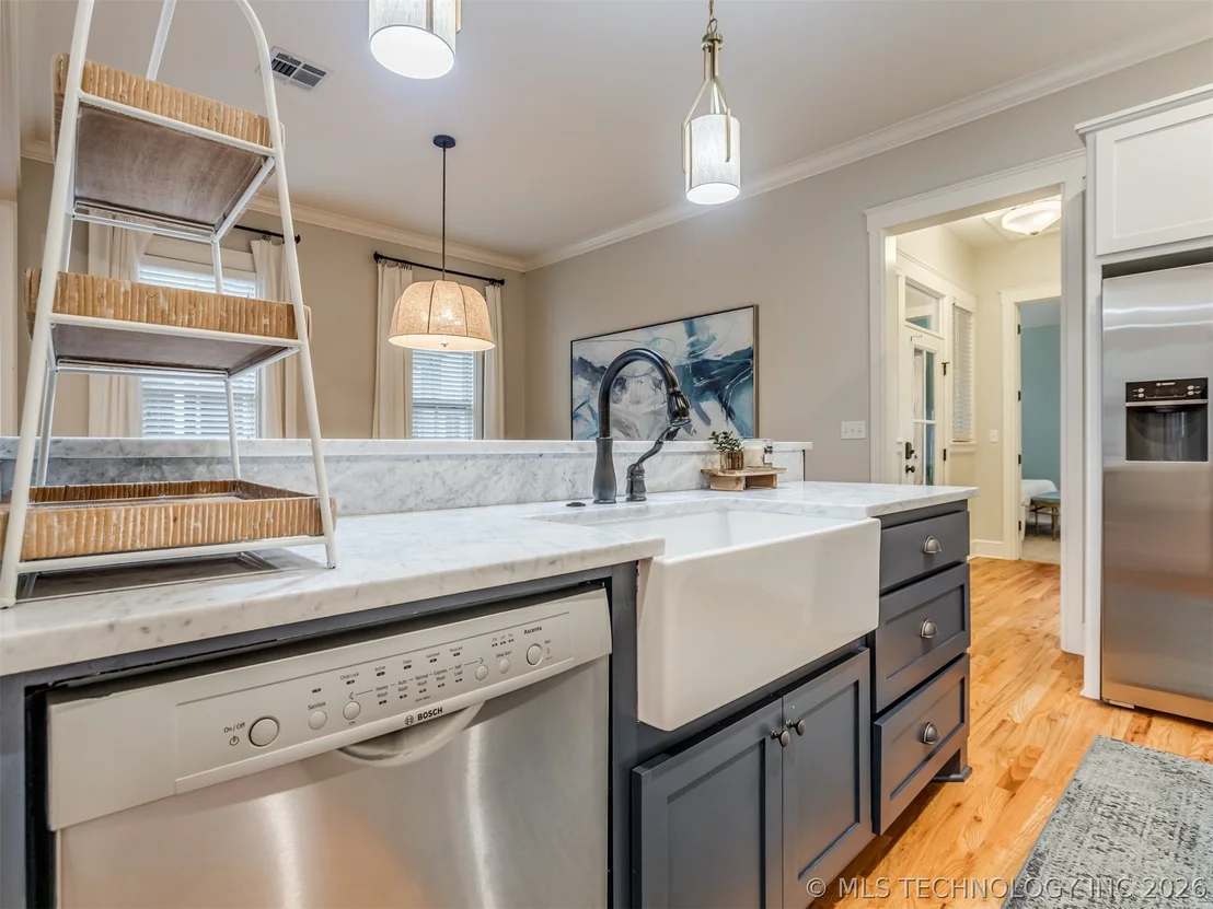 Photo of 25 Boulevard