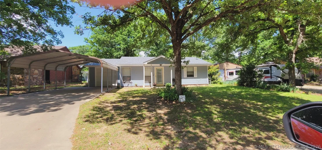 Photo of 417377 Bridgeport Road