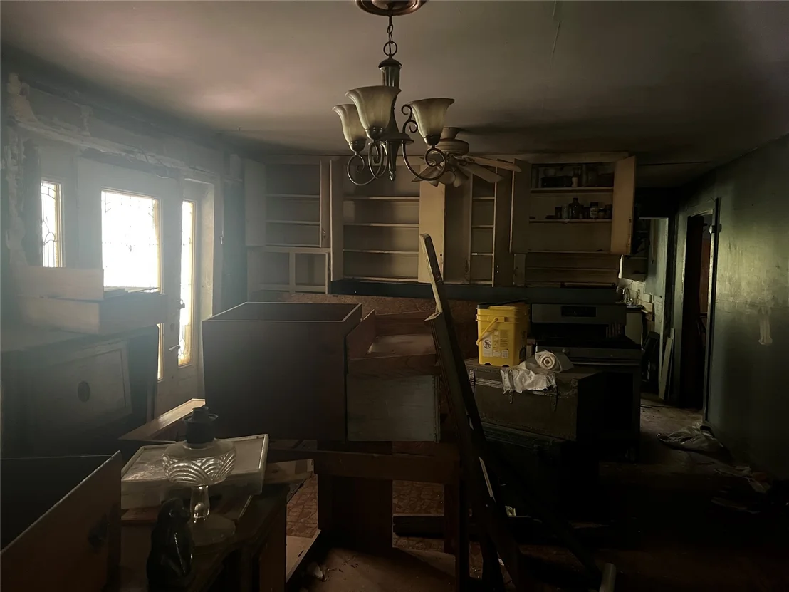 Photo of 494 Red Feather Road