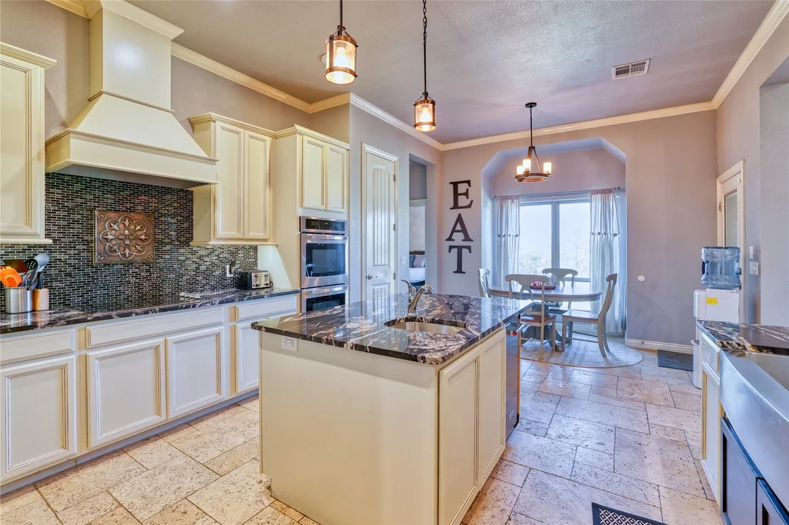 Photo of 905 Summit Ridge