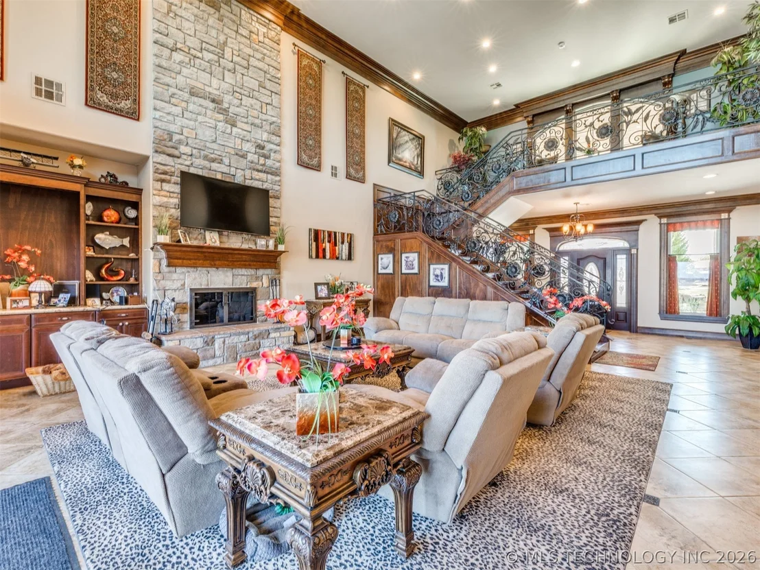 Photo of 414498 E 1170 Road
