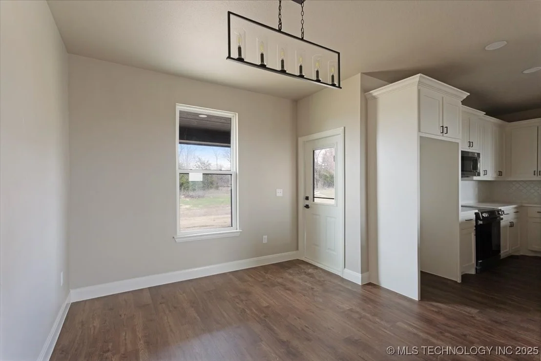 Photo of 300 Sunset Way