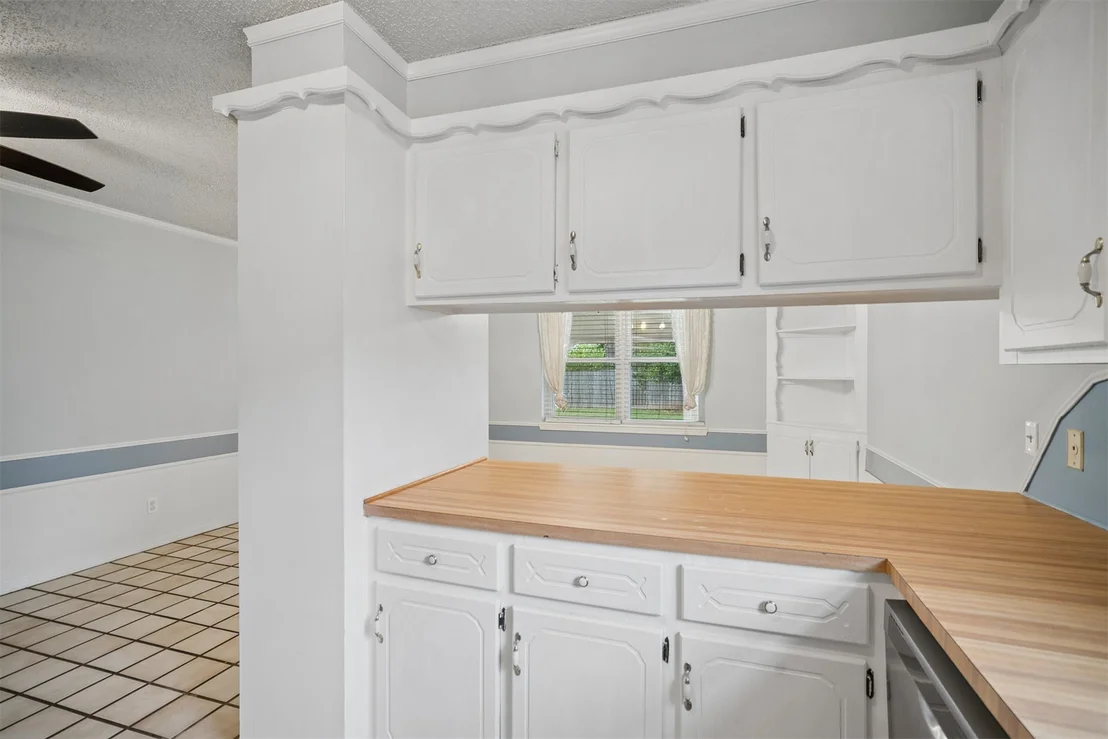 Photo of 903 Holmes