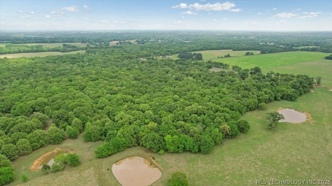 Photo of 900 W Hardesty Road