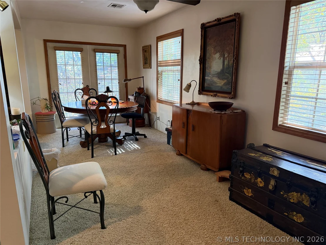 Photo of 425671 E 1168 Road