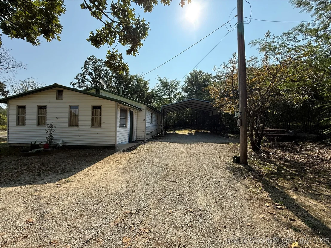 Photo of 319 Lake Drive