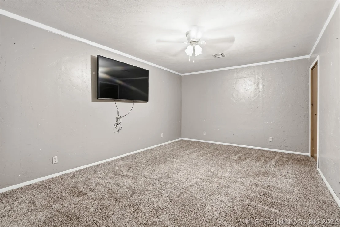 Photo of 302 3rd Street