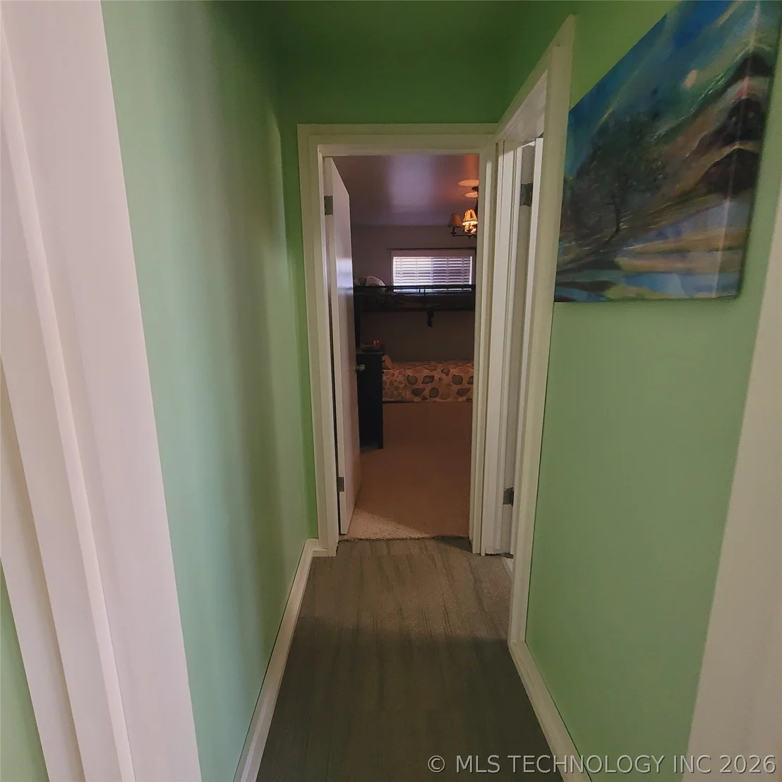 Photo of 105 Lakeview Drive