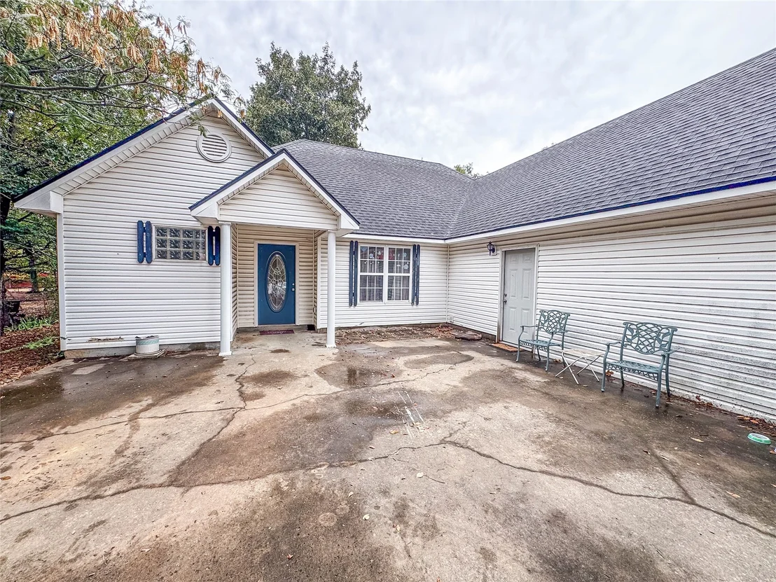Photo of 70 W Hutson Street