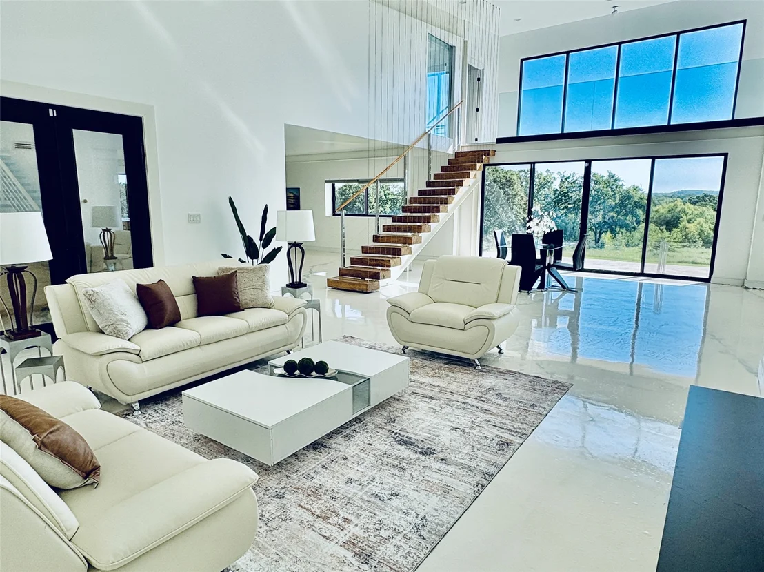 Photo of 546 Mockingbird