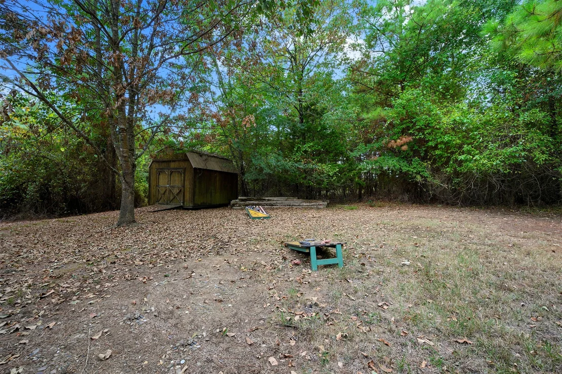 Photo of 609 Canoe Road