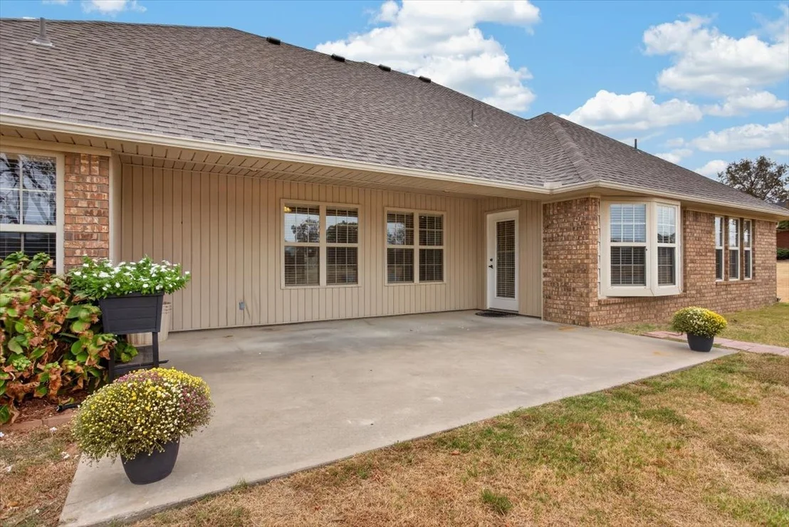 Photo of 23570 Wolf Valley Road