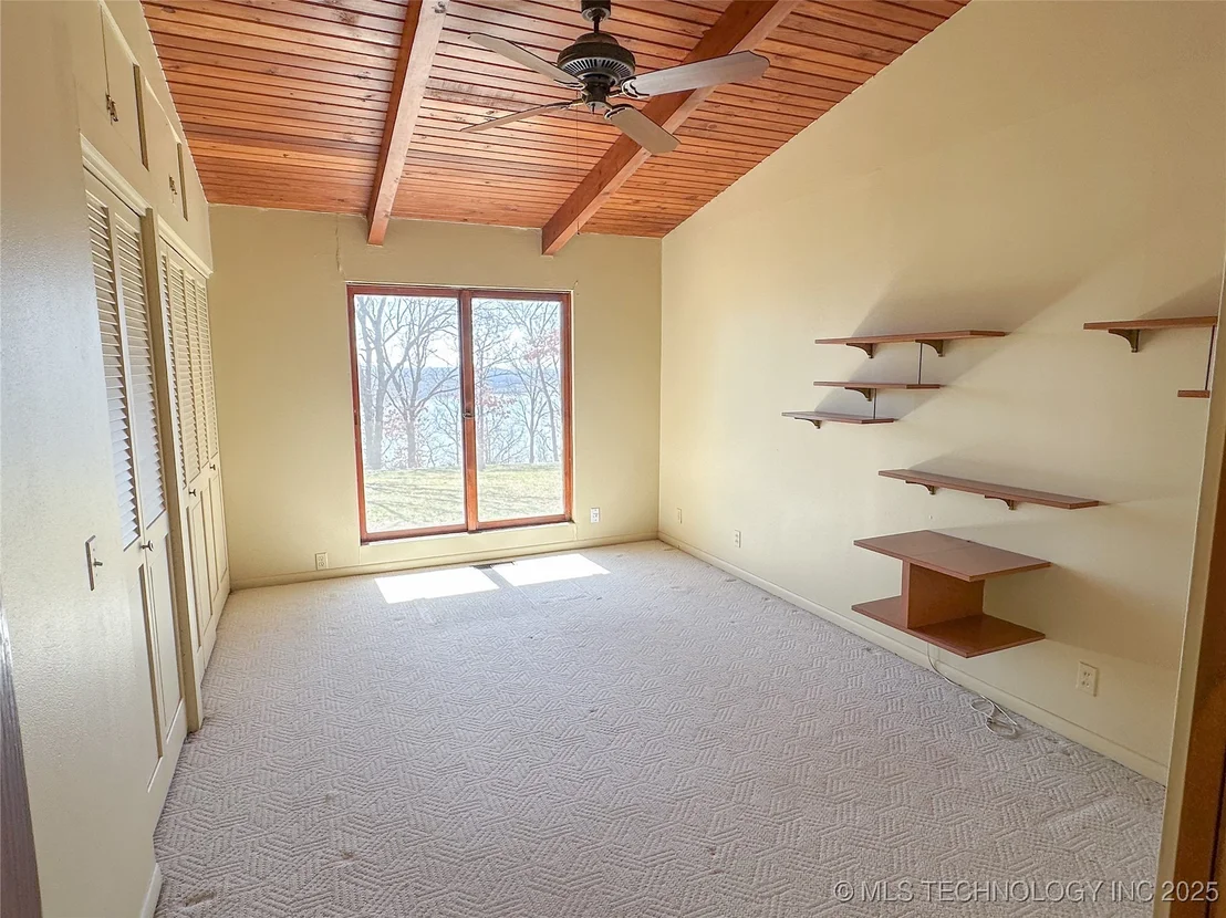 Photo of 418391 E 1215 Road
