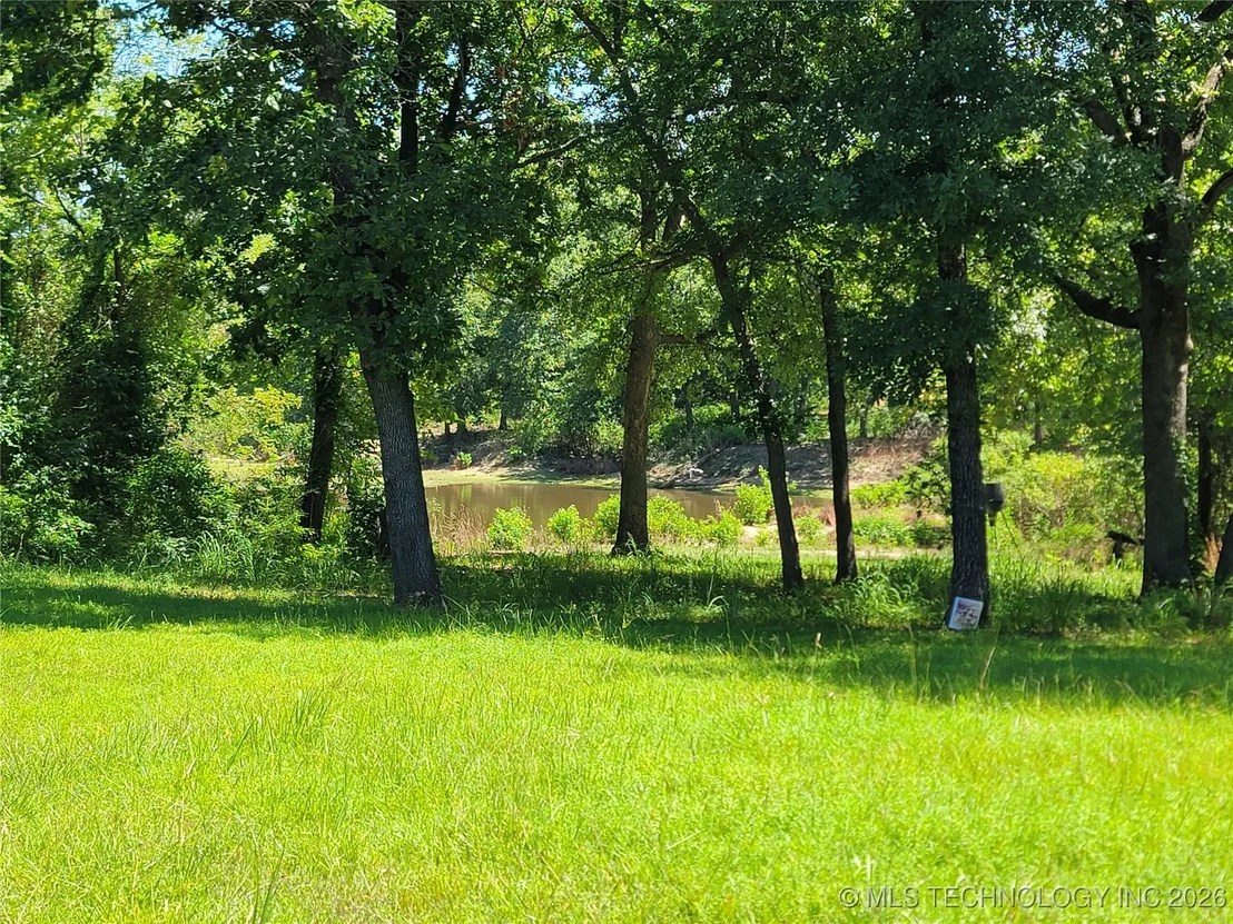 Photo of 395 Bower Road