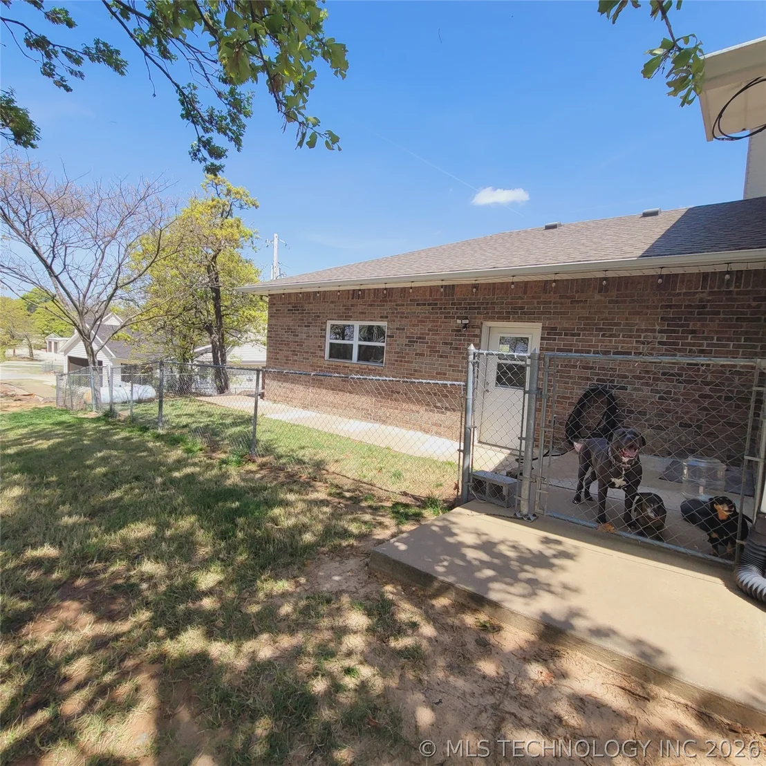 Photo of 324 Falcon Lane