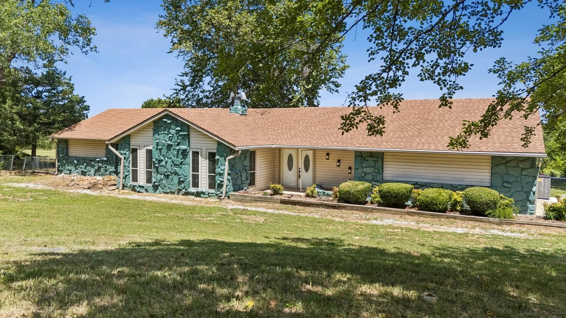 Photo of 31475 Dunegan Road
