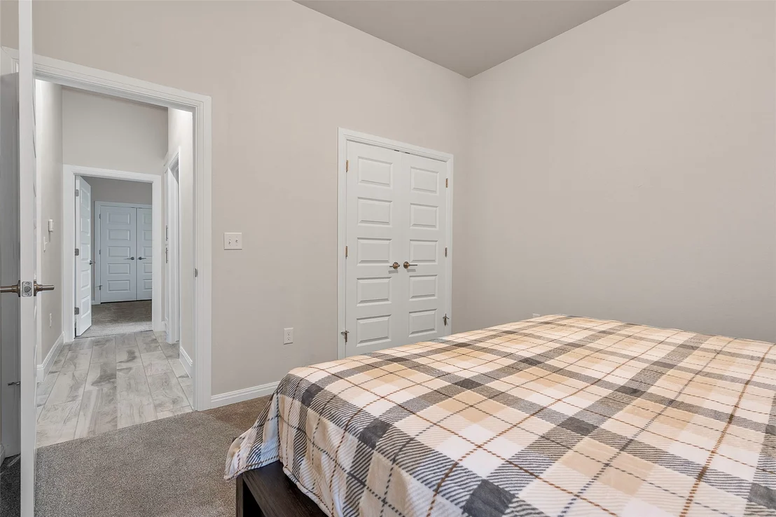 Photo of 714 Prairie View Road