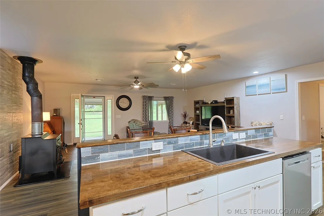 Photo of 424398 Texanna Road