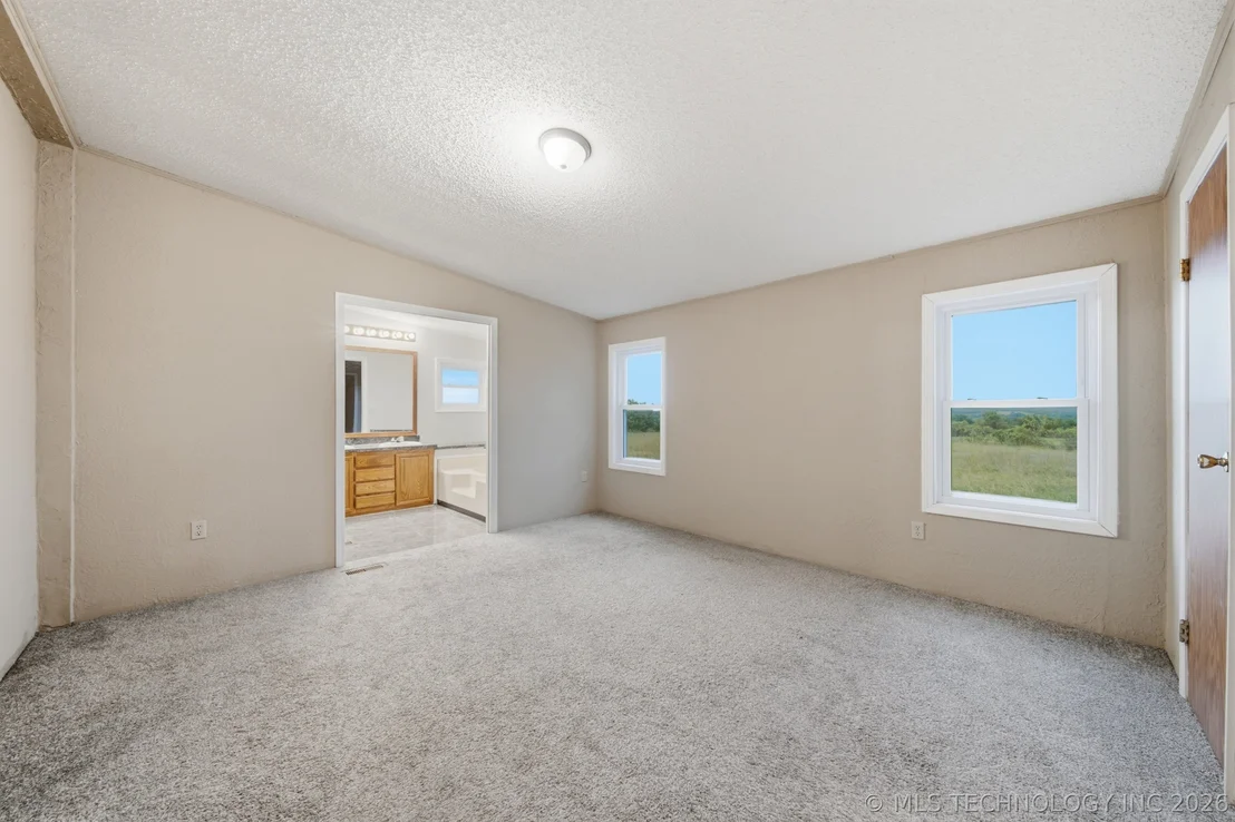 Photo of 29982 Dustin Road
