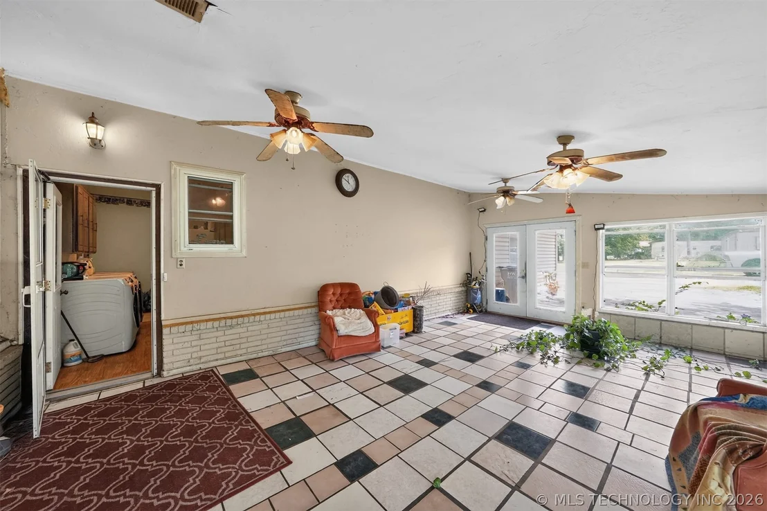 Photo of Unit S at 1286 Us-69