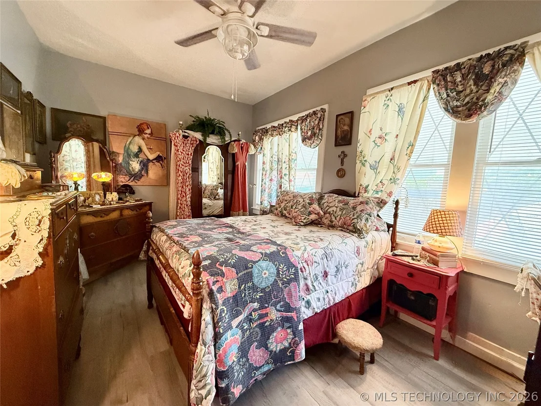 Photo of 501 High Street