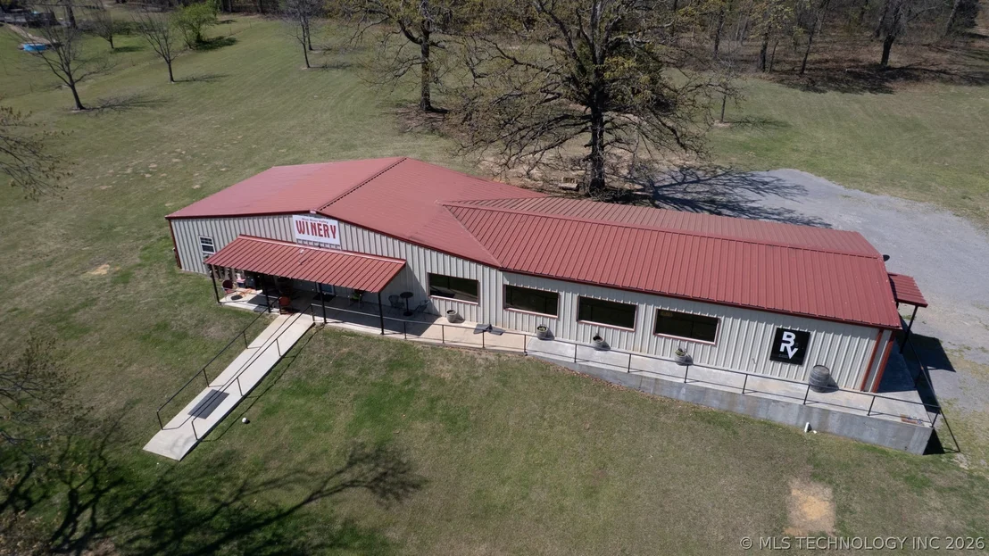 Photo of 3565 Sawmill Road