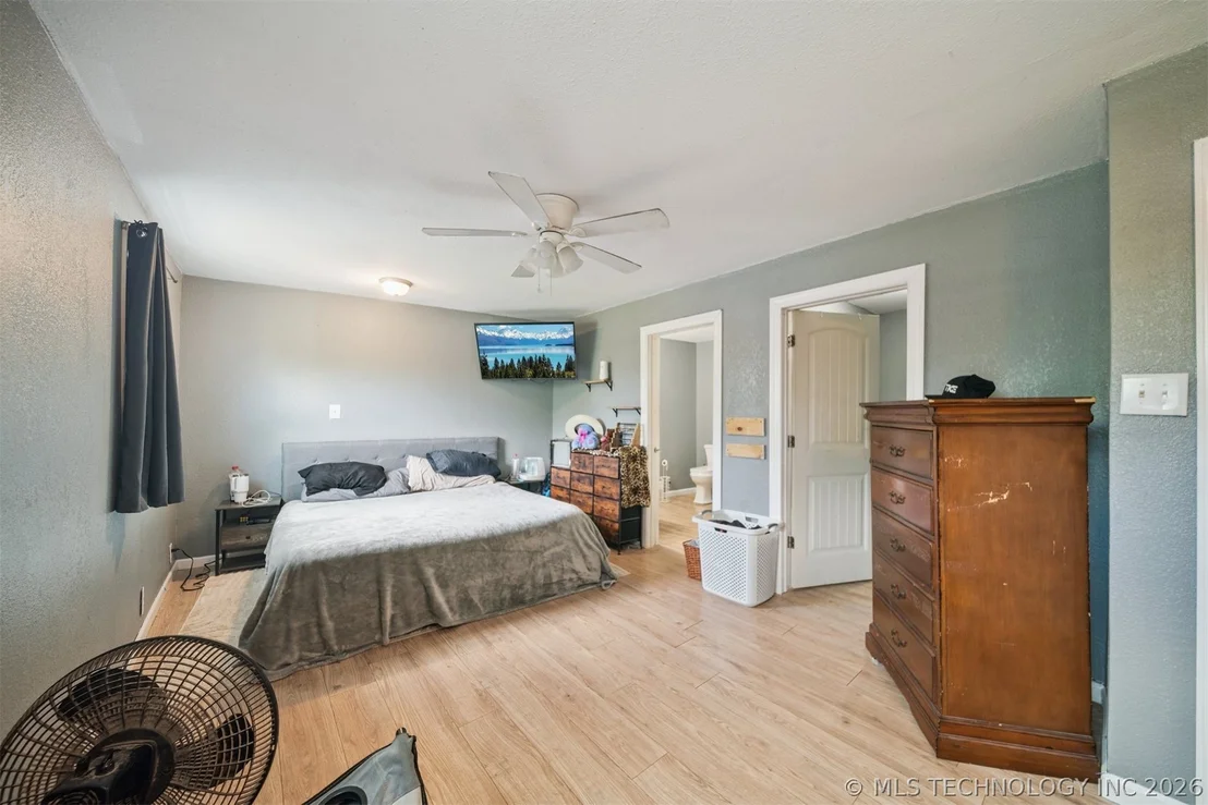 Photo of 237 N Chase Street