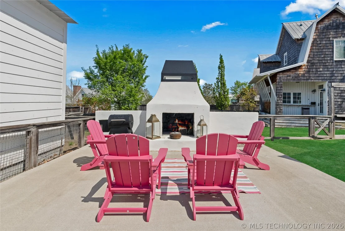 Photo of 32 Firefly Lane