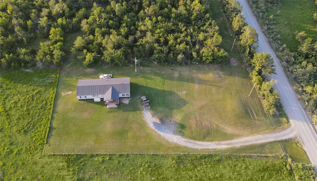 Photo of 548 Ti Valley Road