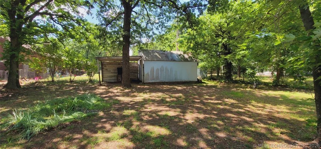Photo of 417377 Bridgeport Road