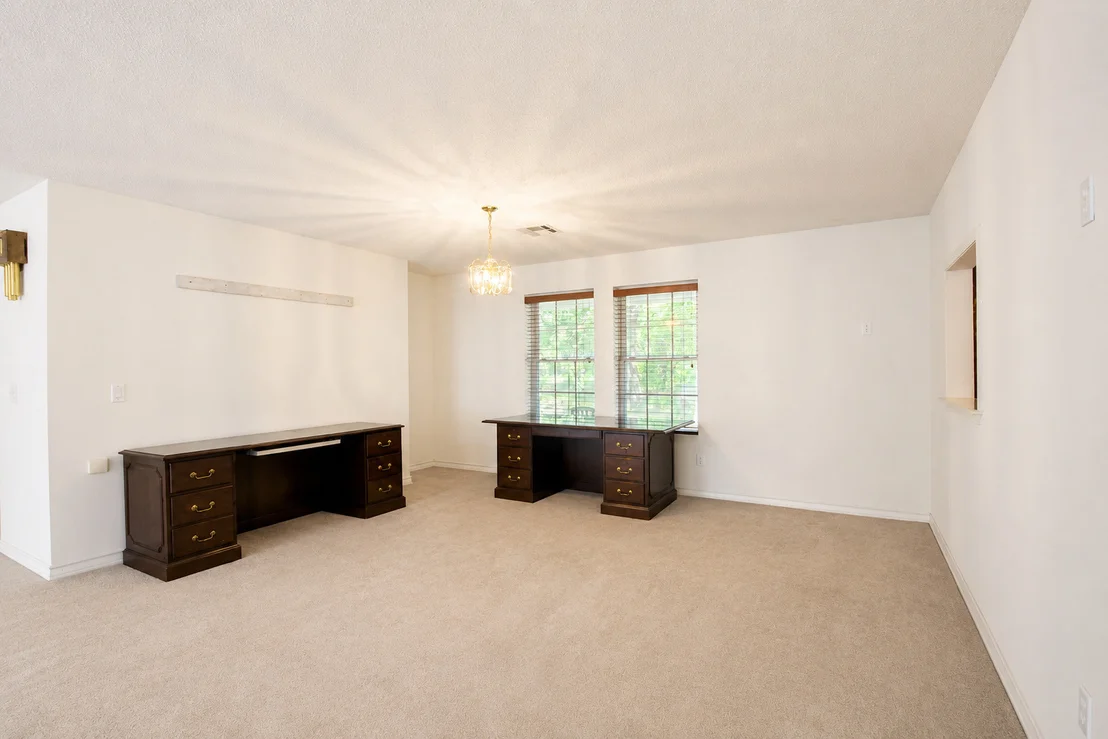 Photo of 3260 Howard Road