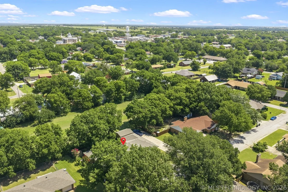Photo of 521 Circle Drive