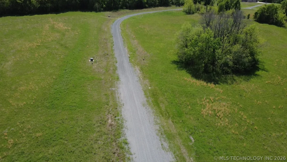 Photo of 417 S Thunder Road