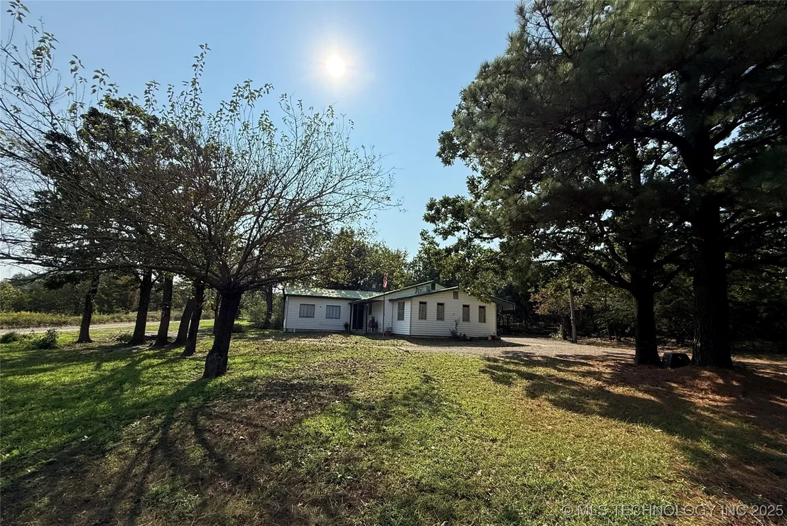 Photo of 319 Lake Drive