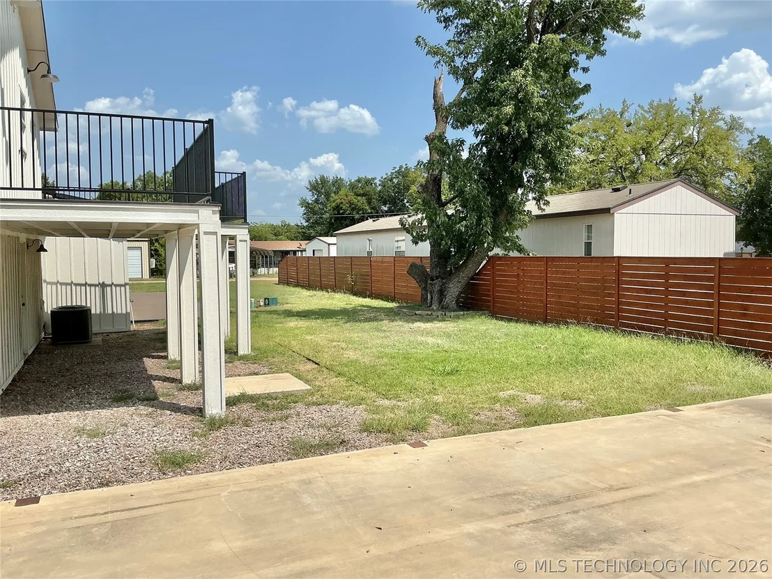 Photo of 8959 Birch Street