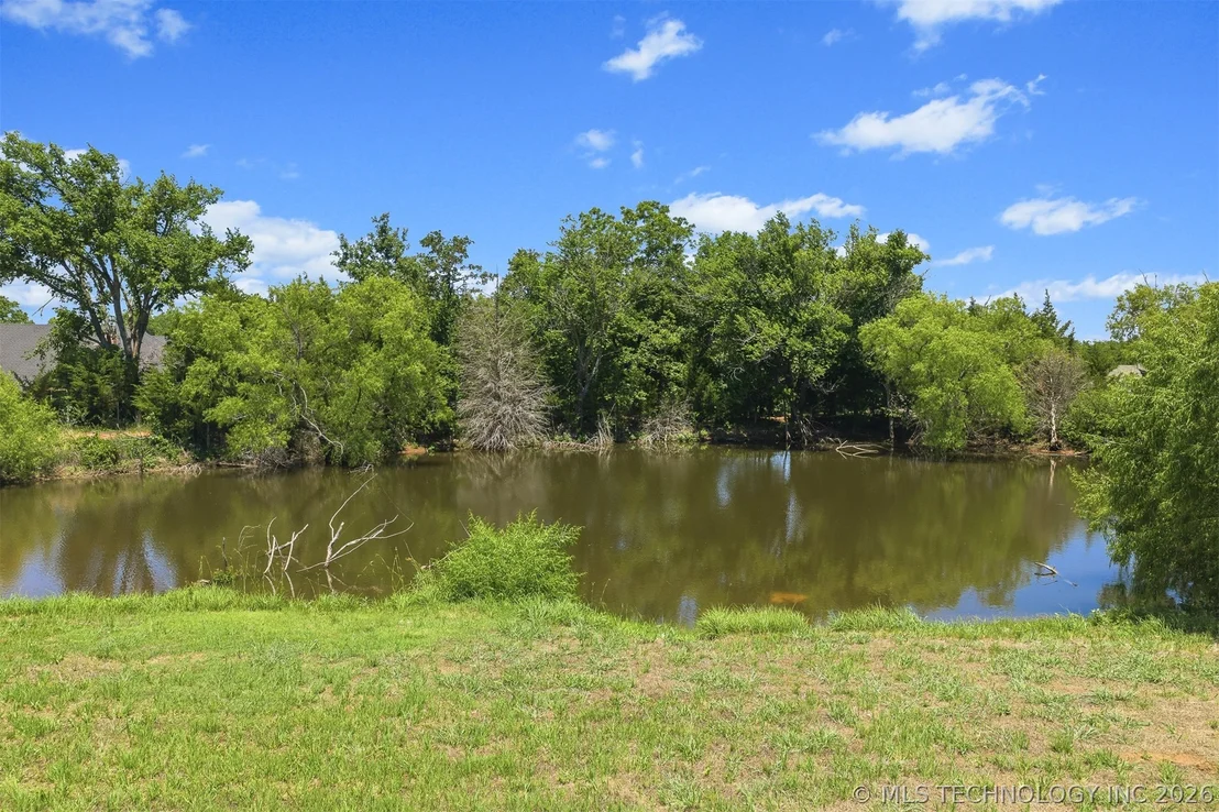 Photo of 25016 Doe Creek Trail