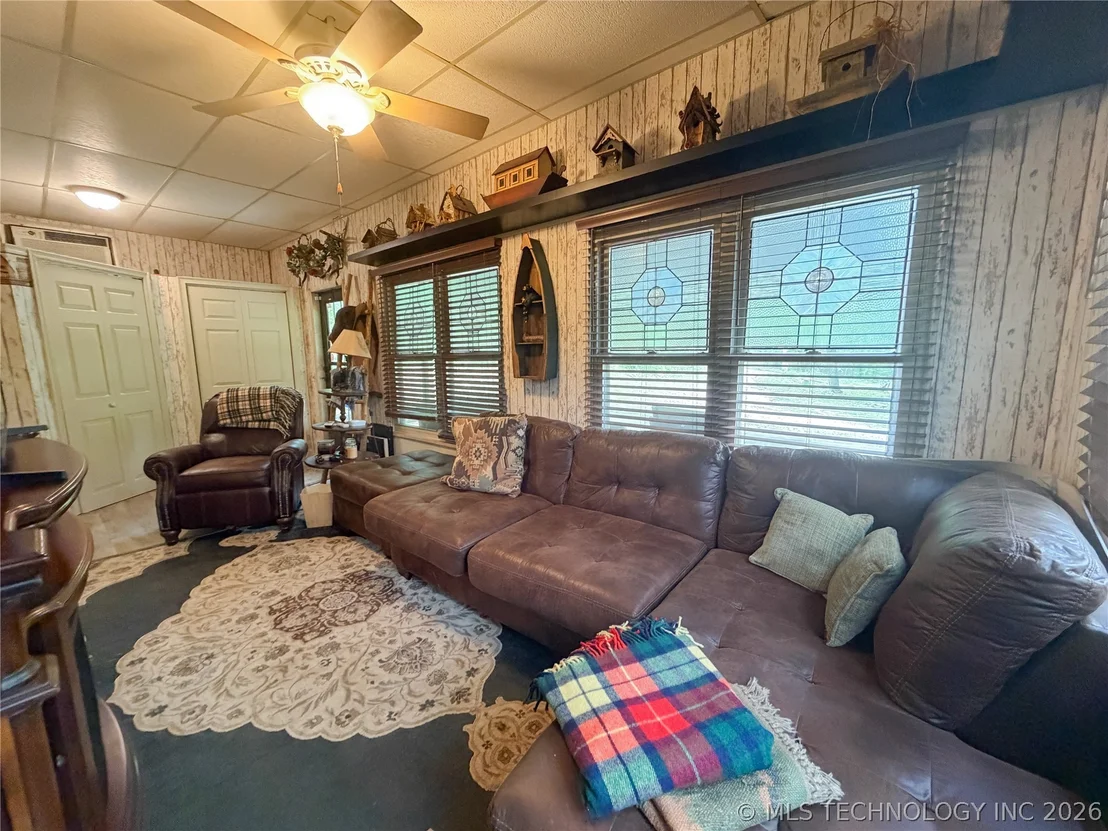 Photo of 445490 Indian Road