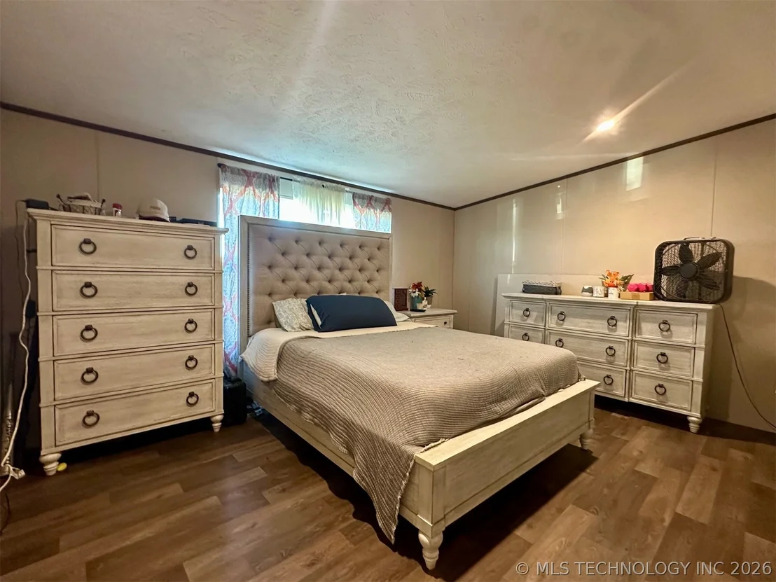 Photo of 12163 Snell