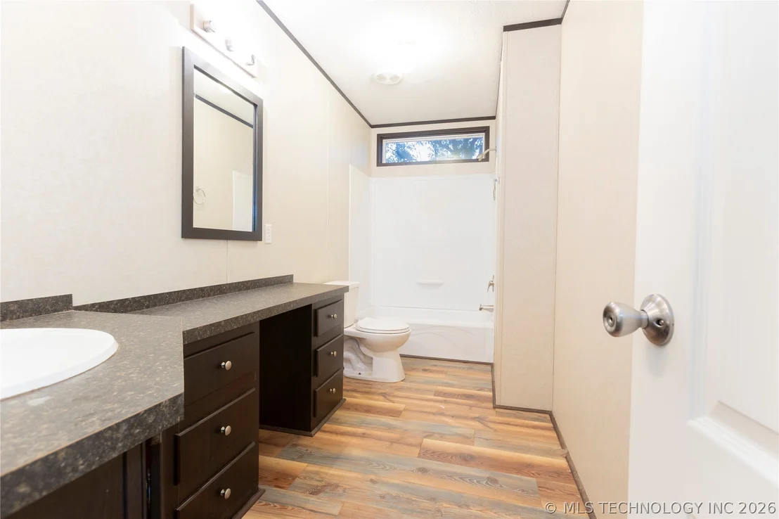 Photo of 1487 Buds Point Road