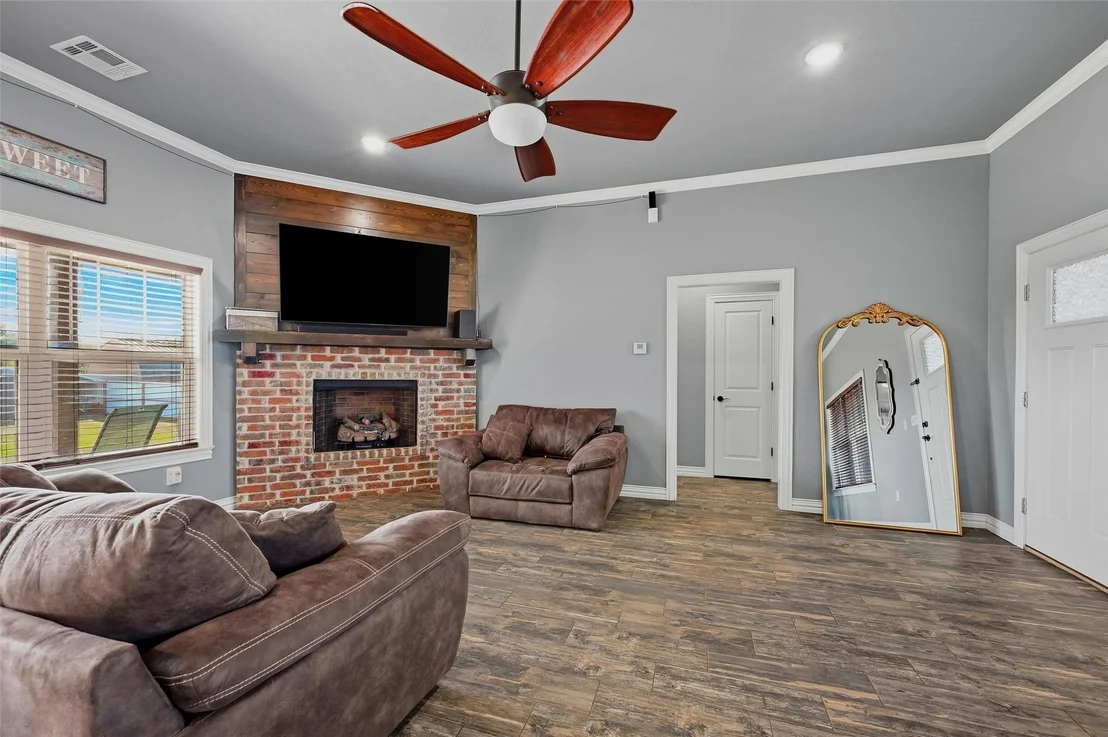 Photo of 140 Oak Lane