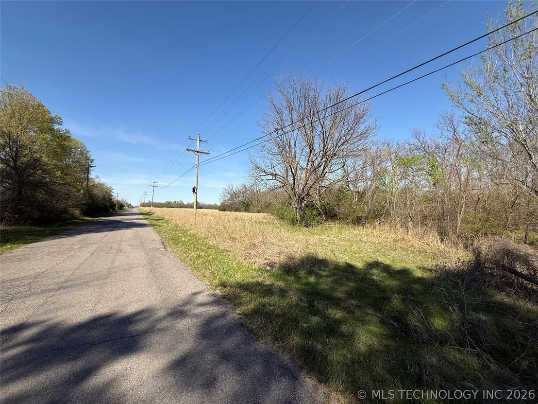 Photo of 32 E Coon Creek