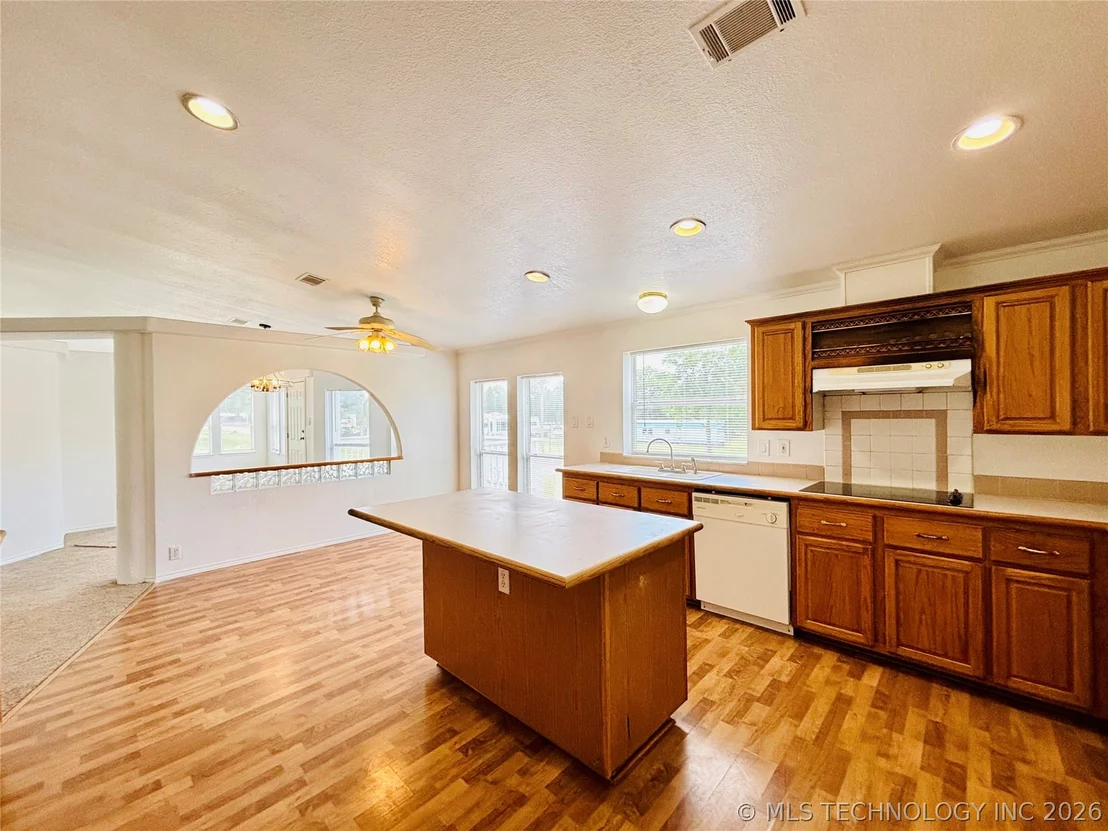 Photo of 85 Williams Drive