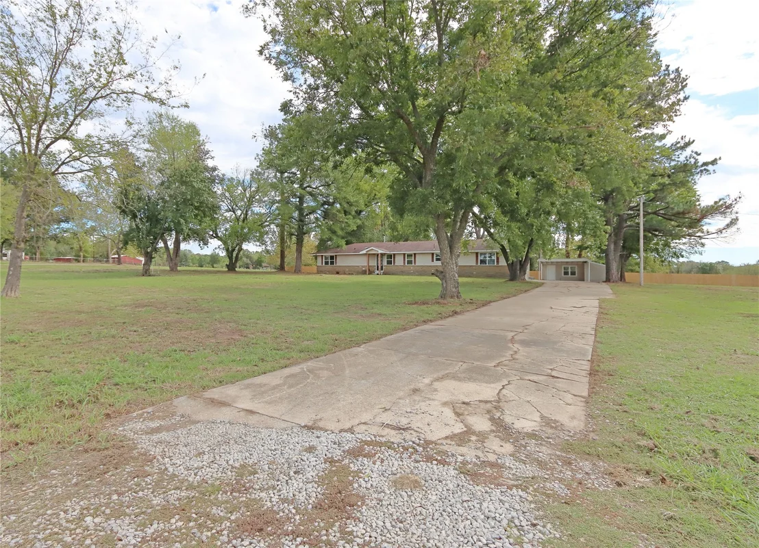 Photo of 8441 Old Taft Road