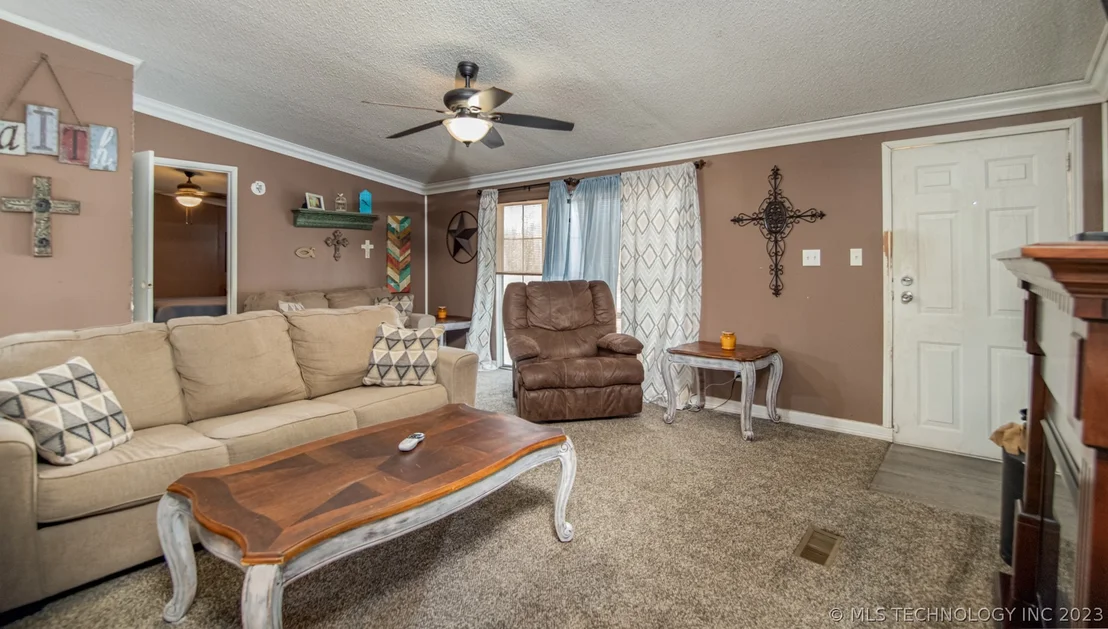 Photo of 219 Mistletoe Lane