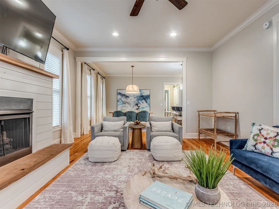 Photo of 25 Boulevard