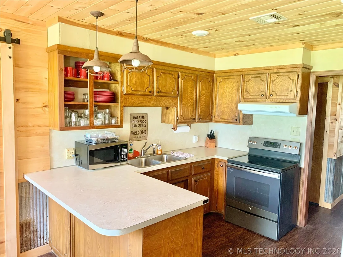 Photo of 113 N Sam Boulevard