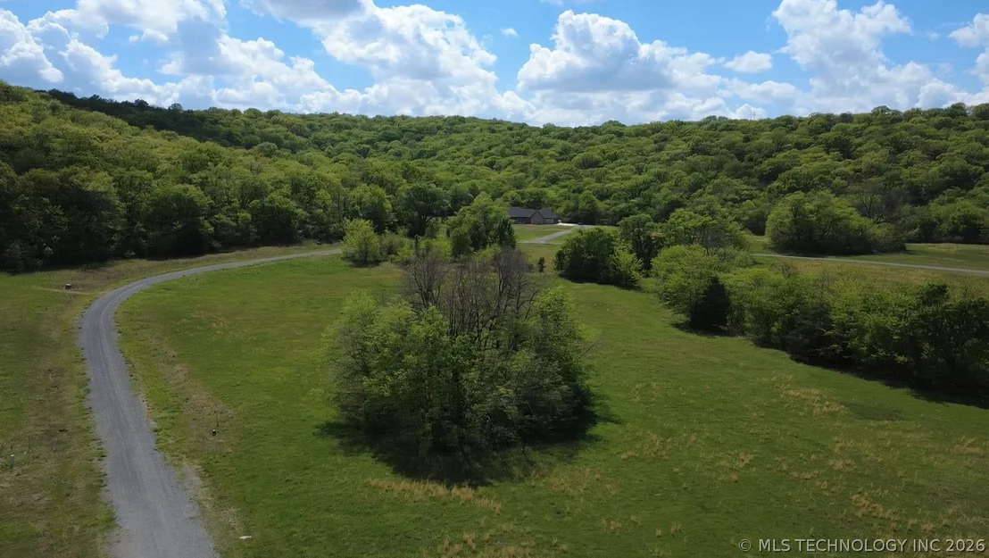 Photo of 428 S Thunder Road